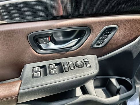 Used 2024 Honda Pilot Elite image 17