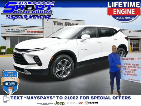 Used 2025 Chevrolet Blazer LT AWD/4WD image 1