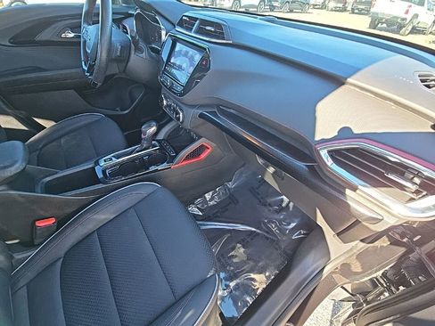 Used 2023 Chevrolet TrailBlazer RS w/ Convenience Package image 31