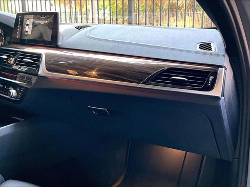 Used 2017 BMW 530i image 18