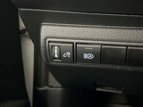 Used 2024 Toyota Corolla SE image 17