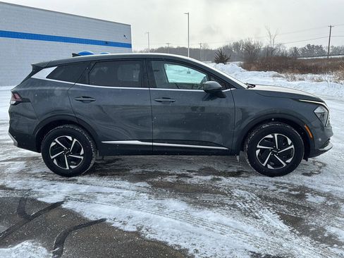 Used 2023 Kia Sportage LX image 6