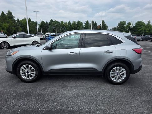 Certified 2021 Ford Escape SE AWD/4WD image 2