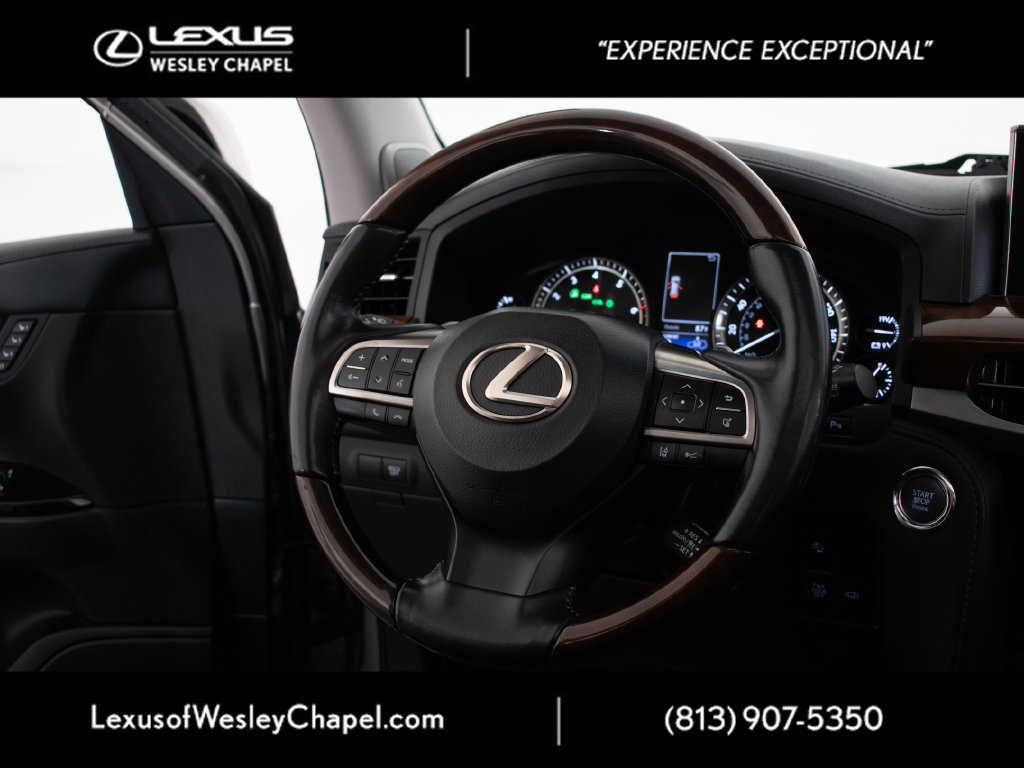 Used 2016 Lexus LX 570 4WD w/ Luxury Package image 20