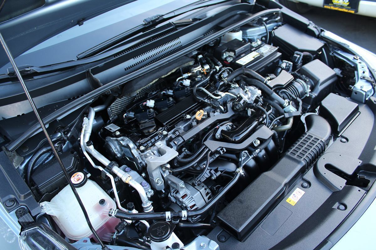 Used 2020 Toyota Corolla SE w/ Carpet Mat Package (TMS) FWD image 31