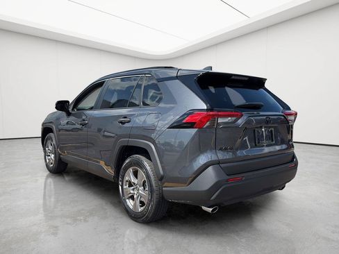 Used 2025 Toyota RAV4 XLE w/ Convenience Package AWD/4WD image 7