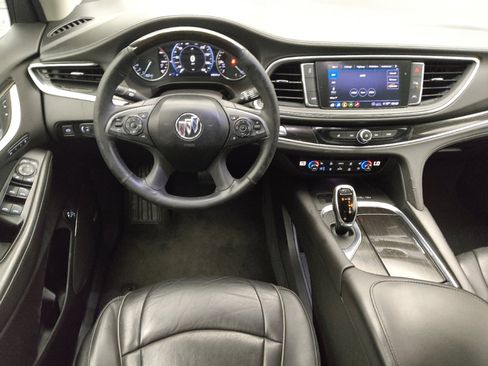 Used 2020 Buick Enclave Avenir w/ Avenir Technology Package FWD image 22