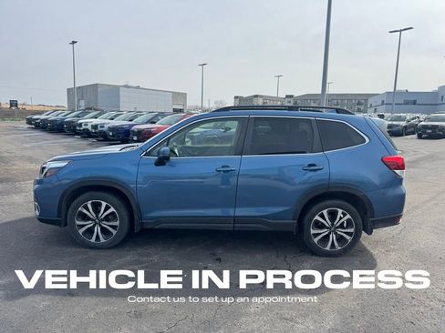 Used 2021 Subaru Forester Limited image 6