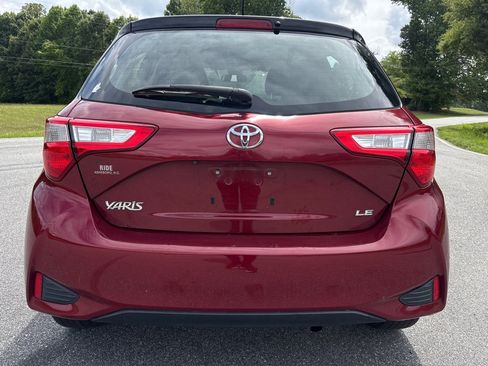 Used 2018 Toyota Yaris LE FWD image 4
