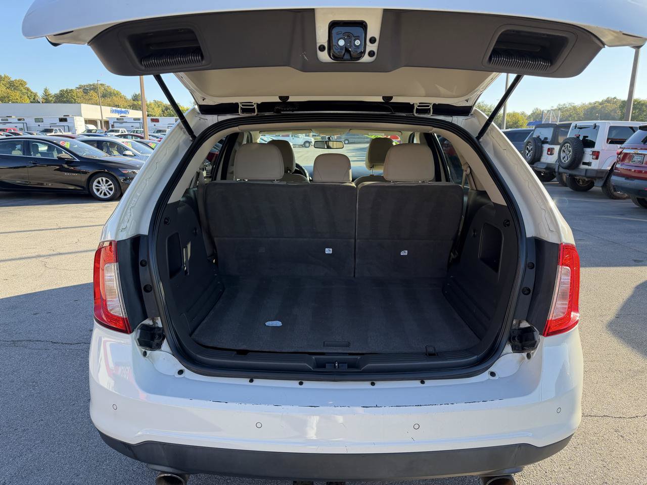Used 2013 Ford Edge SE FWD image 10