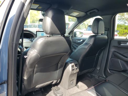 Used 2024 Ford Escape ST-Line w/ Tech Pack #1 image 11