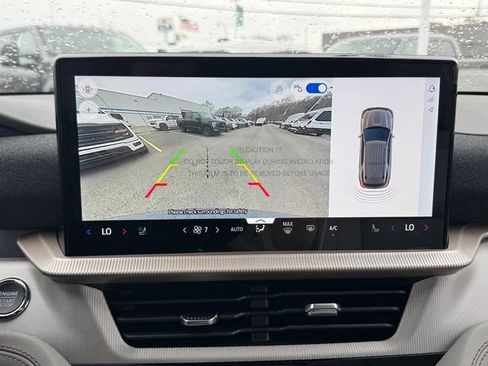 New 2026 Ford Explorer Active w/ Active Comfort Package AWD/4WD image 19