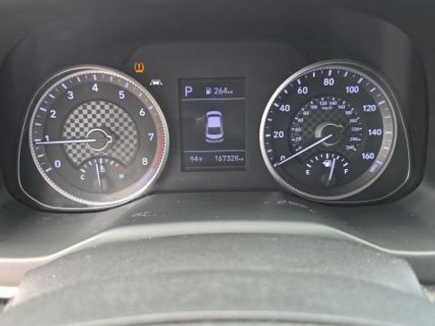 Used 2020 Hyundai Elantra SE FWD image 13