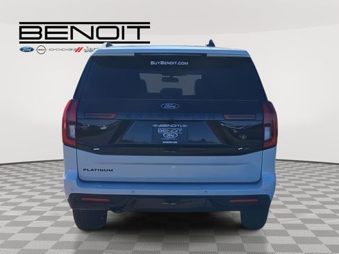 New 2025 Ford Expedition Platinum w/ Stealth Performance Package AWD/4WD image 6