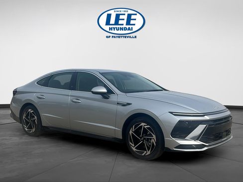 New 2026 Hyundai Sonata SEL FWD image 1