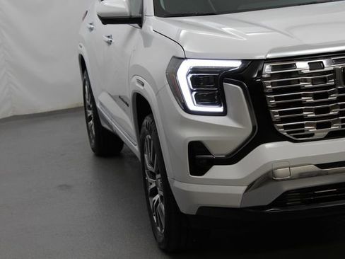 New 2026 GMC Terrain Denali AWD/4WD image 3