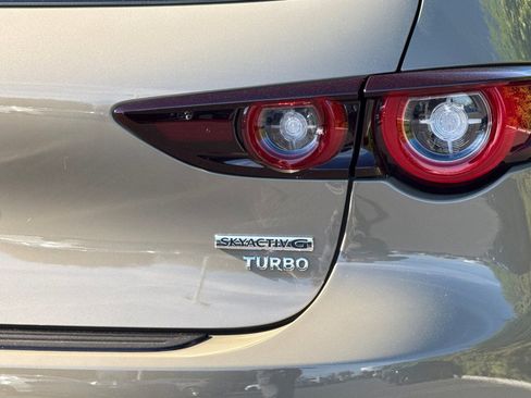 Certified 2025 MAZDA MAZDA3 Carbon image 29