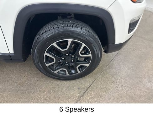 Used 2019 Jeep Compass Trailhawk AWD/4WD image 15