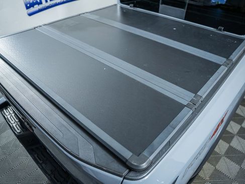 Used 2024 Nissan Frontier PRO-4X w/ Pro Convenience Package image 9