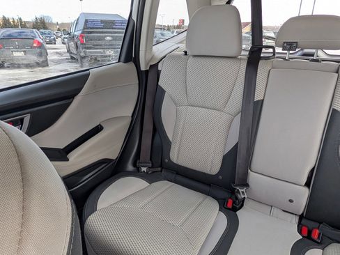 Used 2021 Subaru Forester Premium image 12