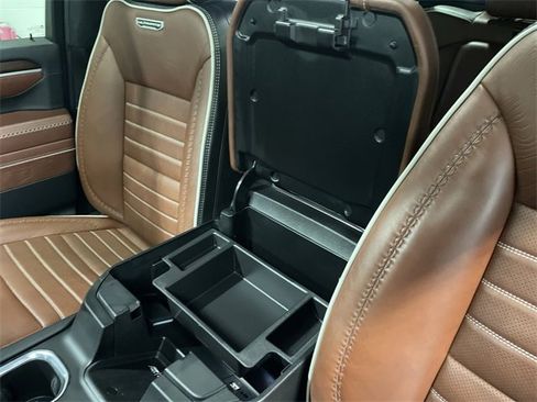 Used 2025 GMC Sierra 2500 Denali Ultimate image 26