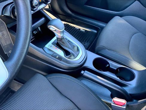 Used 2020 Kia Forte LXS image 14