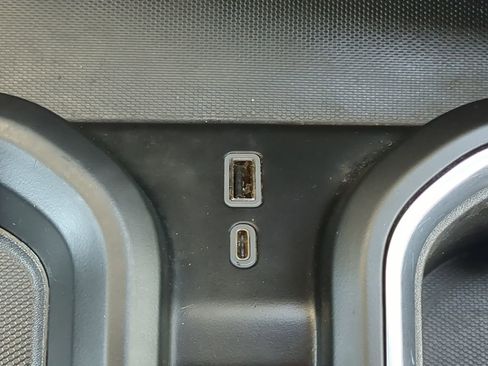 Used 2024 GMC Sierra 3500 Denali Ultimate image 23