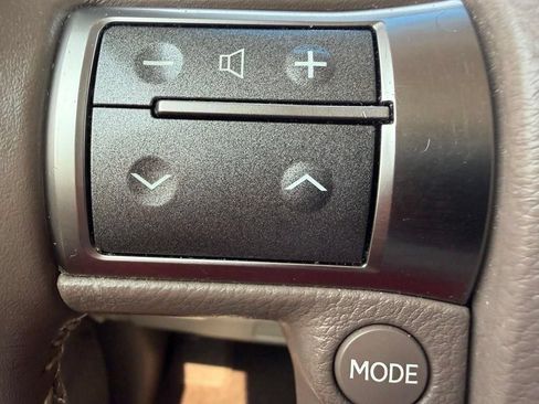 Used 2015 Lexus GX 460 w/ Premium Package AWD/4WD image 16