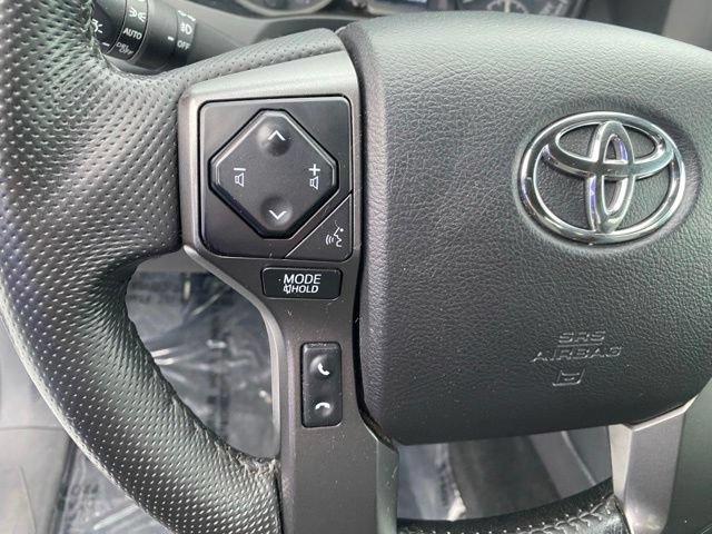 Used 2021 Toyota Tacoma TRD Off-Road w/ Technology Package AWD/4WD image 19