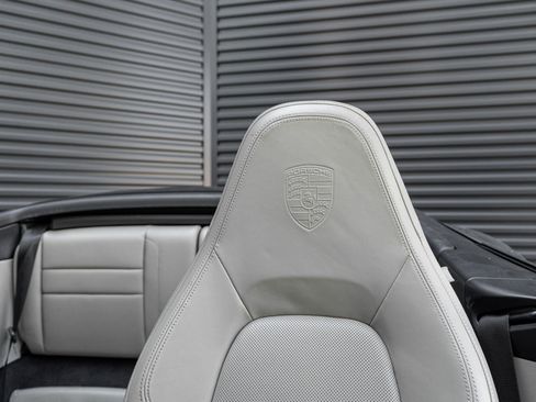 Certified 2020 Porsche 911 Carrera S RWD image 17