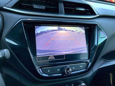 Used 2021 Chevrolet TrailBlazer RS w/ Convenience Package image 27