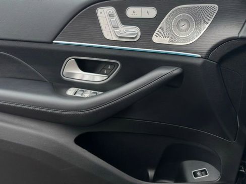 Used 2023 Mercedes-Benz GLE 350 4MATIC image 11