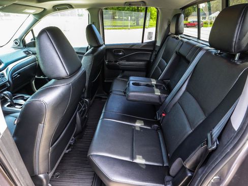 Used 2019 Honda Ridgeline RTL-T image 41