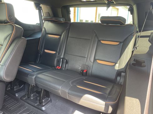 Used 2023 GMC Yukon AT4 image 14