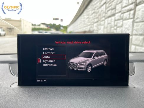 Used 2018 Audi Q7 2.0T Premium AWD/4WD image 32
