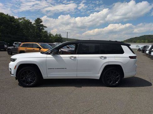 Certified 2023 Jeep Grand Cherokee L Summit AWD/4WD image 9