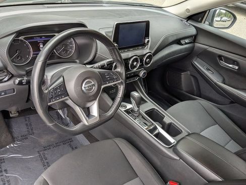 Used 2022 Nissan Sentra SV FWD image 14