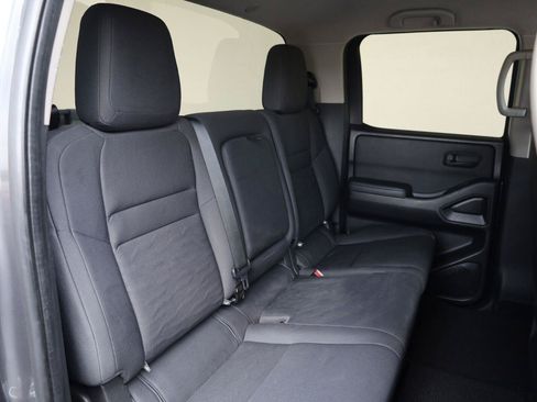 Used 2022 Nissan Frontier S w/ Technology Package RWD image 22
