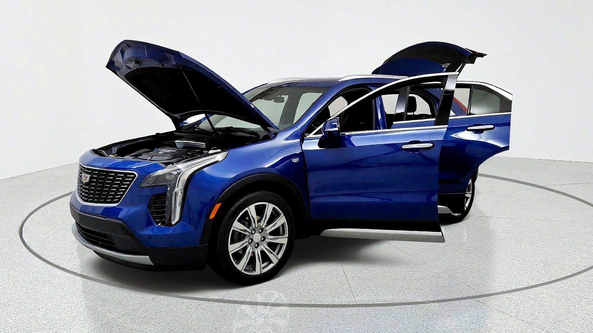 Certified 2023 Cadillac XT4 Premium Luxury w/ Cold Weather Package AWD/4WD image 9