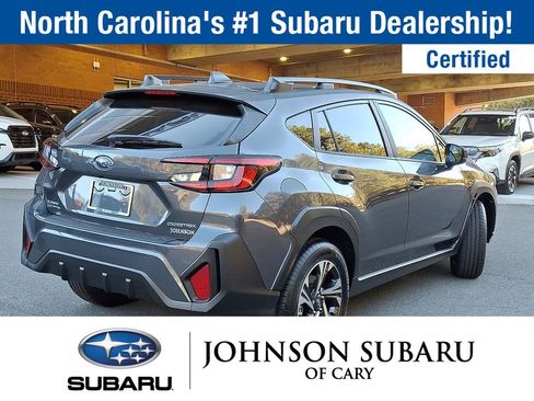 Used 2025 Subaru Crosstrek 2.0i Premium image 14