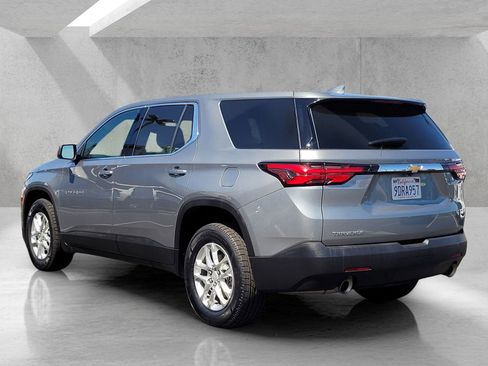 Used 2023 Chevrolet Traverse LS image 6