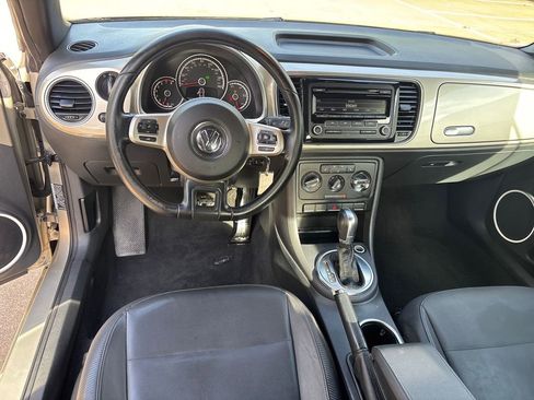Used 2014 Volkswagen Beetle 1.8T image 10