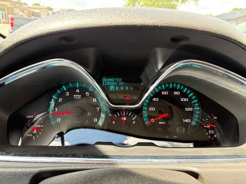 Used 2014 Chevrolet Traverse LTZ AWD/4WD image 12