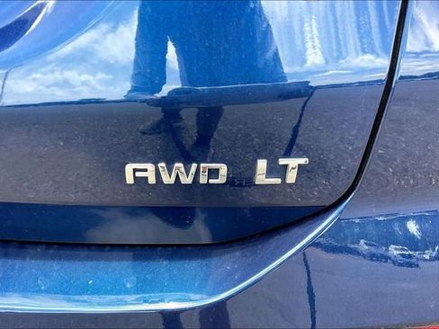 Used 2022 Chevrolet Equinox LT AWD/4WD image 22