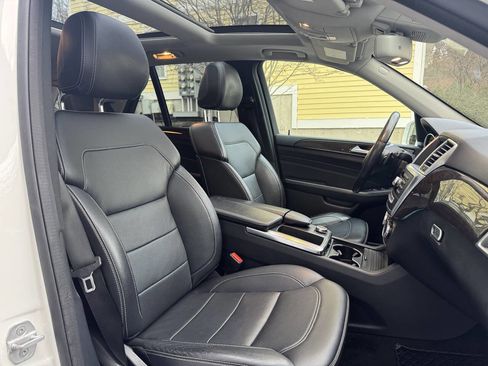 Used 2014 Mercedes-Benz ML 350 4MATIC image 22