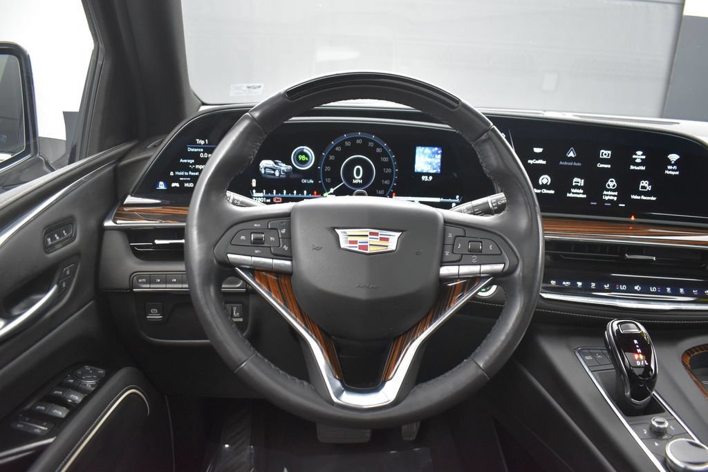 Used 2024 Cadillac Escalade Premium Luxury w/ LPO, Floor Liner Package AWD/4WD image 13