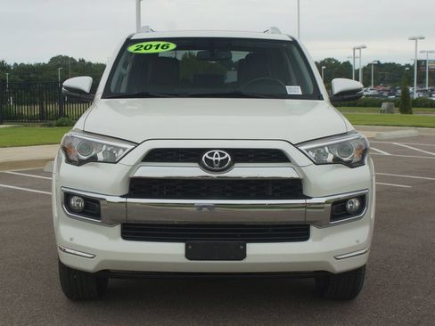 Used 2016 Toyota 4Runner Limited AWD/4WD image 25