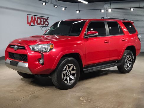 Used 2022 Toyota 4Runner TRD Off-Road Premium image 3
