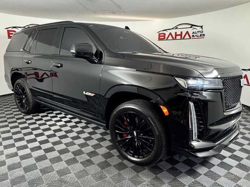 Used 2023 Cadillac Escalade V AWD/4WD image 10
