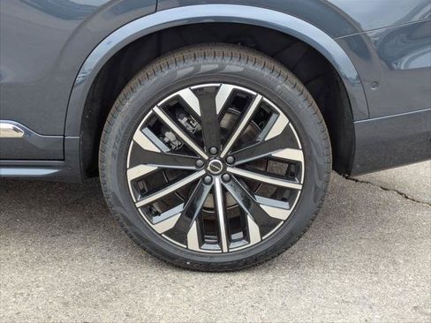 New 2026 Volvo XC90 B6 Plus w/ Protection Package Premier AWD/4WD image 6